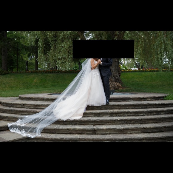 Whyte Couture Designer Blush Wedding Dress - Picture 5 of 7